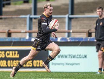 NEWPORT PIPPED AT LLANDOVERY